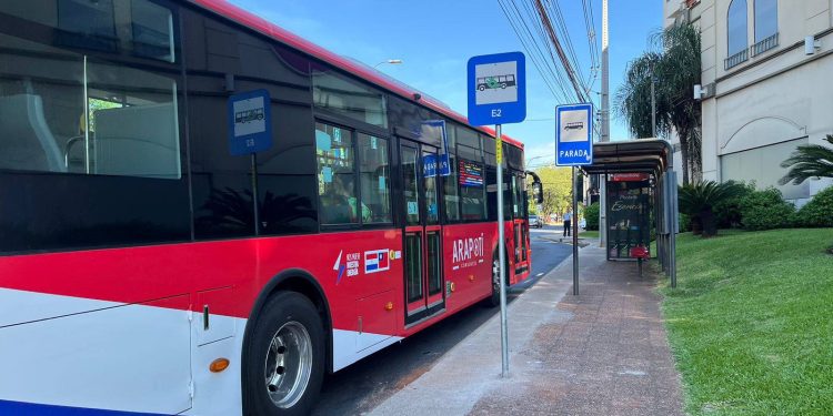 Línea E2 de buses eléctricos conecta San Lorenzo y Asunción por Mariscal López