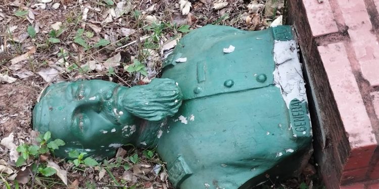 Municipalidad de Pirayú ya está intentado reparar el monumento dañado del Gral. Díaz