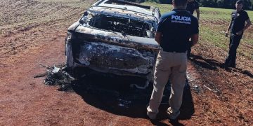 Hallan el que sería el segundo vehículo involucrado en atraco al Banco Sudameris en Naranjal