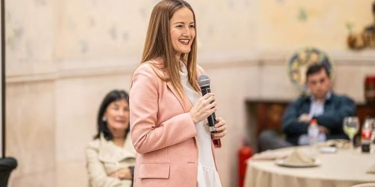 Soledad Núñez es la candidata de la oposición en Asunción