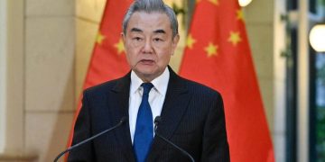 Si EE.UU cruza «líneas rojas» como Taiwán, provocará un conflicto con China, dice ministro de Exteriores