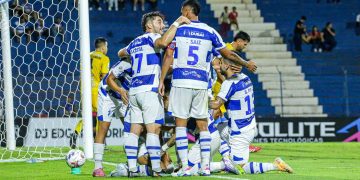 2 de Mayo se recupera de la eliminación copera tras vencer a Trinidense