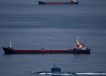 Se prevé alzas del petróleo tras ataques de EE.UU e Israel a Irán