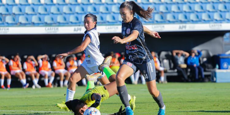 San Lorenzo goleó a Ameliano en el inicio del 3er capítulo