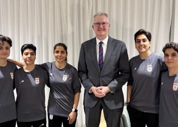 Jugadoras iraníes obtienen asilo en Australia y dejan uso del hiyab