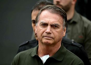 Bolsonaro con bronconeumonía y en cuidados intensivos