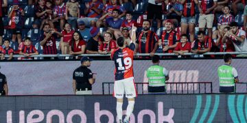 Cerro Porteño logra un ajustado triunfo ante San Lorenzo