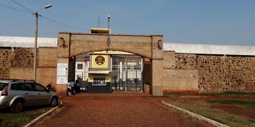 Ministerio de Justicia traslada a seis internos tras frustrar plan de fuga en la Penitenciaría de PJC