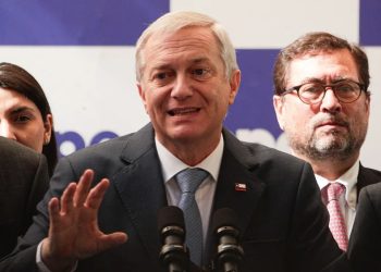 Kast anuncia un proyecto para eliminar el IVA en la vivienda y bajar el impuesto a las empresas en Chile
