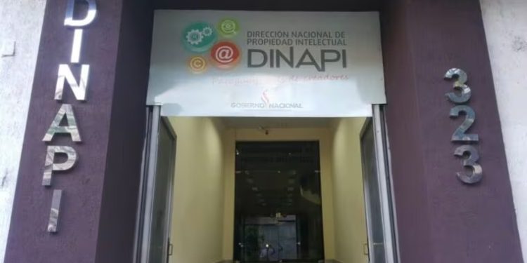 Denuncian presunta violación de la ley de marcas en caso “Sport Fino”