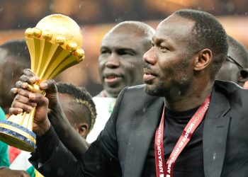Senegal guardó la Copa Africana en una base militar para no devolverla