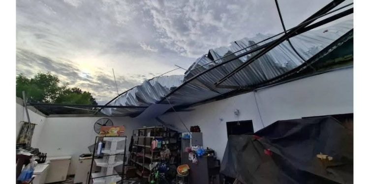 SEN asiste a familias afectadas por intensas lluvias en varios departamentos