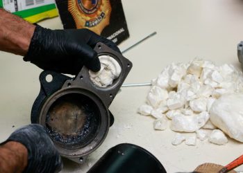 SENAD detecta cocaína oculta en un «motor de arranque»