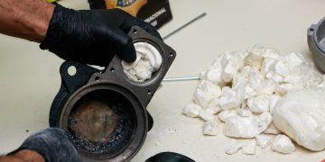 SENAD detecta cocaína oculta en un «motor de arranque»