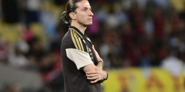 Filipe Luis, destituido como entrenador del Flamengo