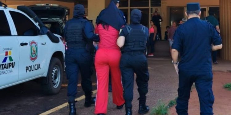 Atención médica para Gianina García Troche en el Hospital Nacional de Itauguá