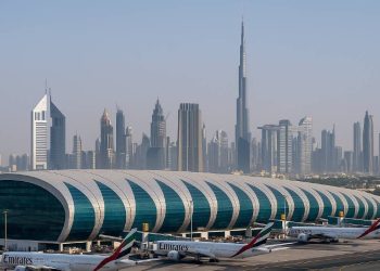 Irán bombardeó el aeropuerto de Dubái