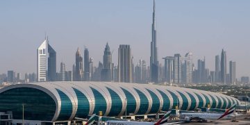 Irán bombardeó el aeropuerto de Dubái