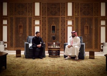 Ucrania y Arabia Saudita firman acuerdo en defensa