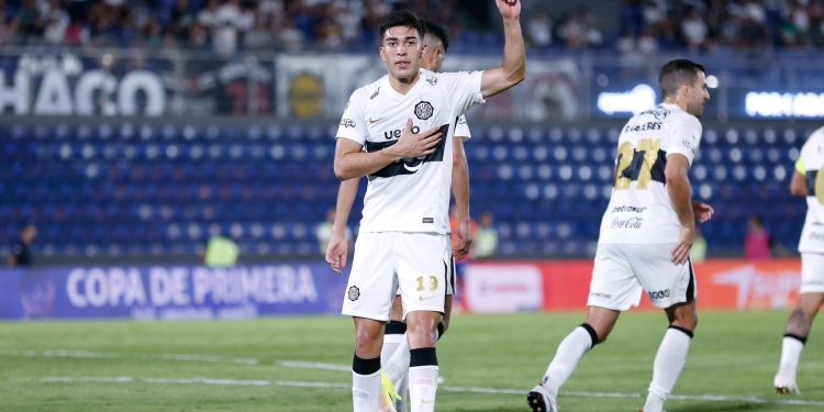 Olimpia ganó con autoridad y es más puntero que nunca