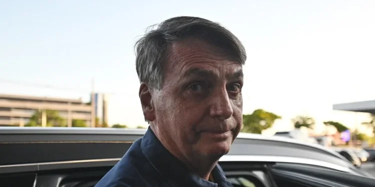 El Supremo de Brasil concede la prisión domiciliaria «temporal» al expresidente Jair Bolsonaro