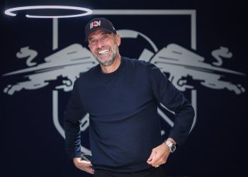 Klopp desestima las especulaciones sobre el Real Madrid como «tonterías» y niega cualquier contacto