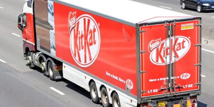 Desaparecen 12 toneladas de famoso chocolate tras el robo de un camión