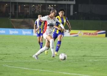 Nacional/Humaitá salió victorioso al superar a un difícil Sportivo Luqueño