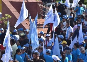 Docentes de la UNA sientan postura ante reforma de la Caja Fiscal y se desmarcan del magisterio