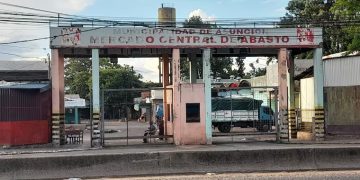 Hallan a dos personas sin vida en el Mercado de Abasto de Asunción