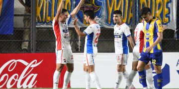 Nacional remonta y amarga el debut de Hernán Rodrigo López en Sportivo Luqueño