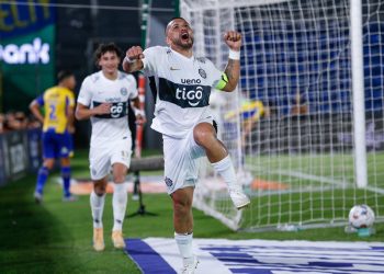 Olimpia venció a Sportivo Luqueño y se mantiene como único líder invicto del Apertura 2026