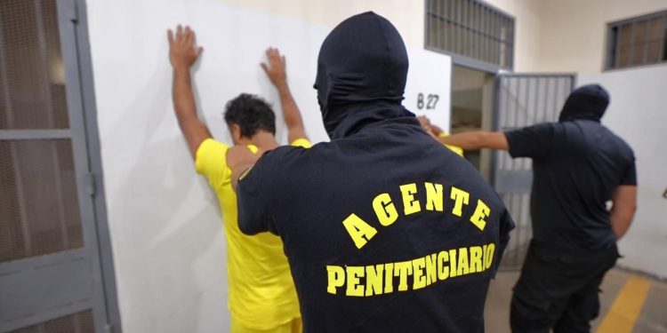 Operativo preventivo en cárcel de Minga Guazú detecta elementos prohibidos y refuerza la seguridad penitenciaria