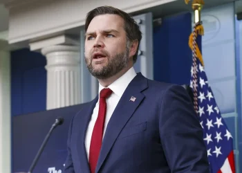 La Casa Blanca busca una reunión entre JD Vance e Irán en Pakistán, según la CNN