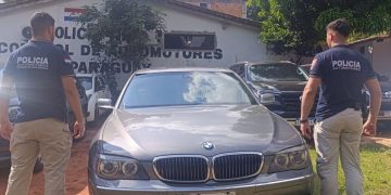 Allanamiento en Lambaré: incautan vehículos de alta gama y evidencias en caso de estafa y clonación