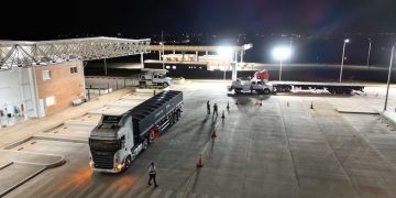 Analizan habilitar paso de vehículos particulares en el Puente de la Integración