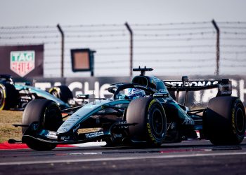 El líder de la F1, Russell, coloca a Mercedes en la pole position para la carrera sprint en China