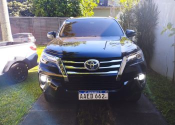 Ciudad del Este: camioneta de concejal fue robada frente a un sanatorio