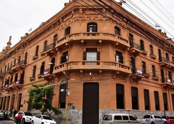 Afirman que el tope fiscal planteado por el Gobierno no funciona y es solo para seguir «receta» del FMI