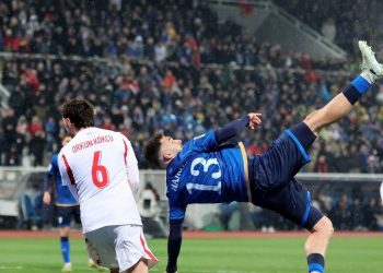 Turquía vence a Kosovo y será rival de Paraguay en el Mundial 2026