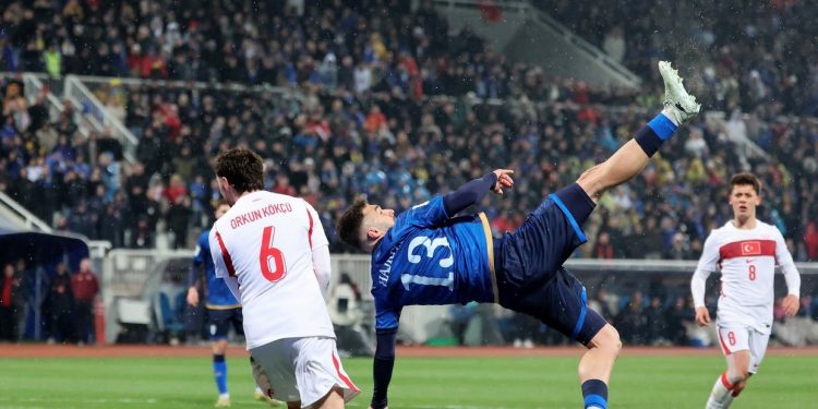 Turquía vence a Kosovo y será rival de Paraguay en el Mundial 2026
