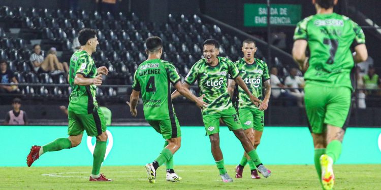 Libertad dejó los puntos en casa y profundiza la crisis de Sportivo Luqueño