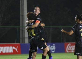 Trabajado triunfo de Olimpia frente a un guapo 2 de Mayo