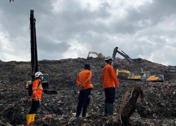 Indonesia: deslizamiento en vertedero deja cinco muertos y varios desaparecidos