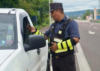 Muy poca salida de personas al interior durante fin de semana largo