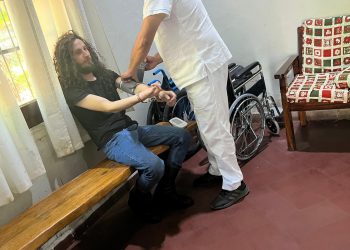 Quiso verle a Cartes y termina en el Neuropsiquiátrico