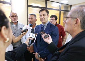 Docentes insisten con su propuesta de mayor aporte patronal luego de reunión por reforma de Caja Fiscal