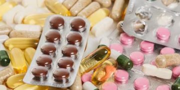 Tratamientos médicos en riesgo por crecientes deudas a farmacéuticas