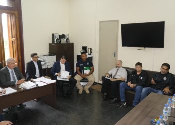Policía llega a acuerdo con el Club Olimpia sobre los cateos en la «carpa azul»