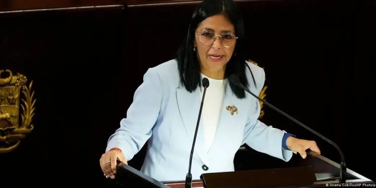 Delcy Rodríguez cambia la cúpula militar en Venezuela
